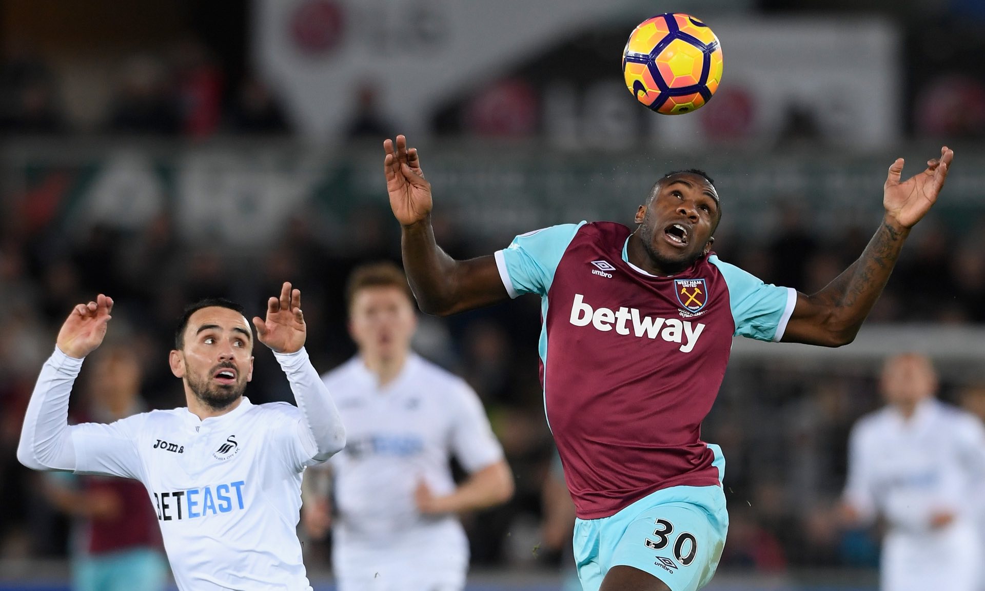 足球世界中 足球世界中