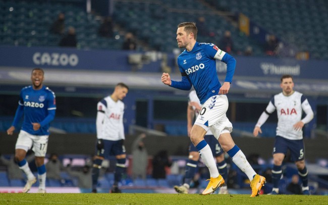 随着国际比 随着国际比